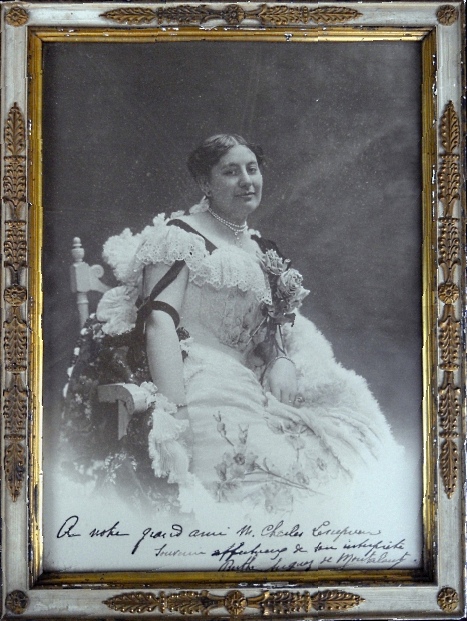Photographie de la soprano Berthe Auguez de Montalant (1865-1937)
