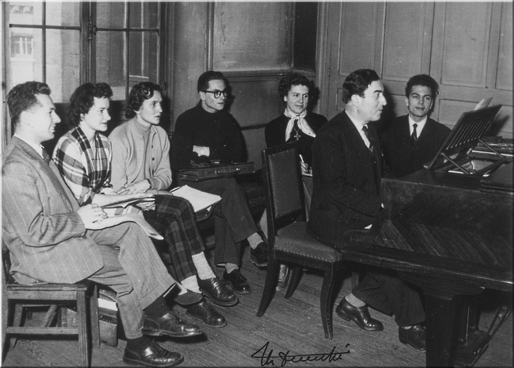 Maurice Durufl et sa classe d'harmonie au CNSM en 1956