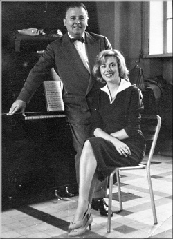 Jean Giraudeau et sa pianiste Catherine Brilli