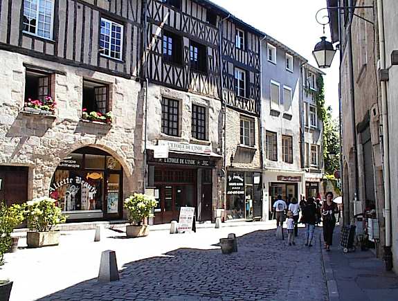 Limoges, quartier de la cathédrale.