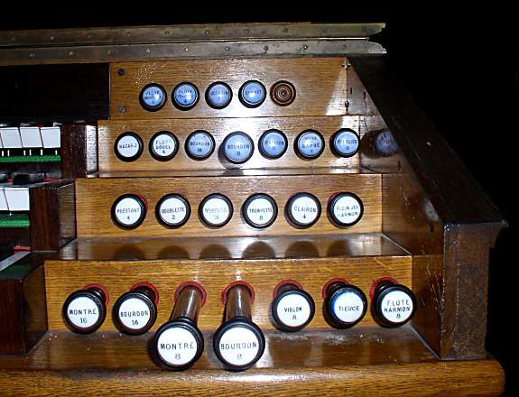 Sacr-Coeur de Nancy, l'orgue: tirants droit