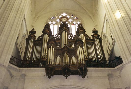 Le grand orgue de la catnédrale St-Pierre de Nantes. Cliquez pour voir d'autres photos.