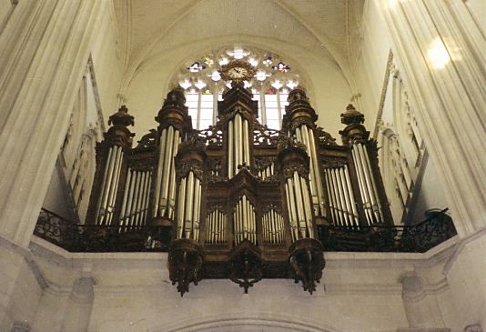 Le grand orgue de la catndrale St-Pierre de Nantes. Cliquez pour voir d'autres photos.