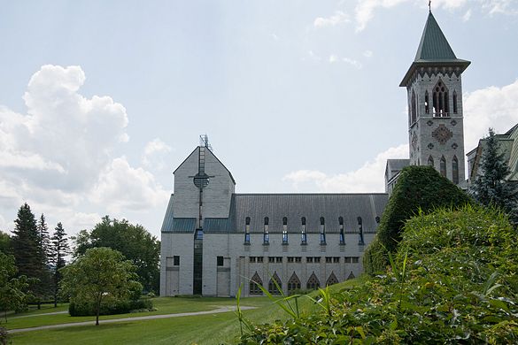 La nouvelle partie: l'glise abbatiale