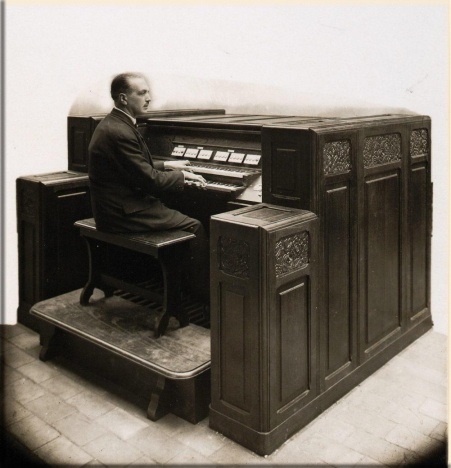 Charles Tournemire,  l'orgue lectronique Coupleux-Givelet, glise de Villemomble (1931)