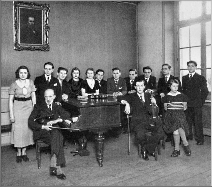 Conservatoire de Paris, rue de Madrid, classe de violon d'Andr Tourret en 1936