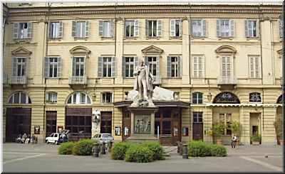 Teatro Carignano, Turin