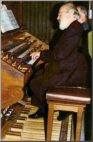 Pierre Bguign au grand-orgue de Notre-Dame de Versailles