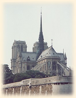 Notre-Dame de Paris. (Cl. M.B.)